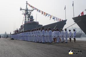 ▲我國向美國採購之兩艘派里級巡防艦─銘傳軍艦 ( PFG-1112 ) 與逢甲軍艦 ( PFG-1115 ) ，8日在左營軍港東碼頭舉行成軍典禮圖。（圖／記者呂炯昌攝, 2018.11.8）
