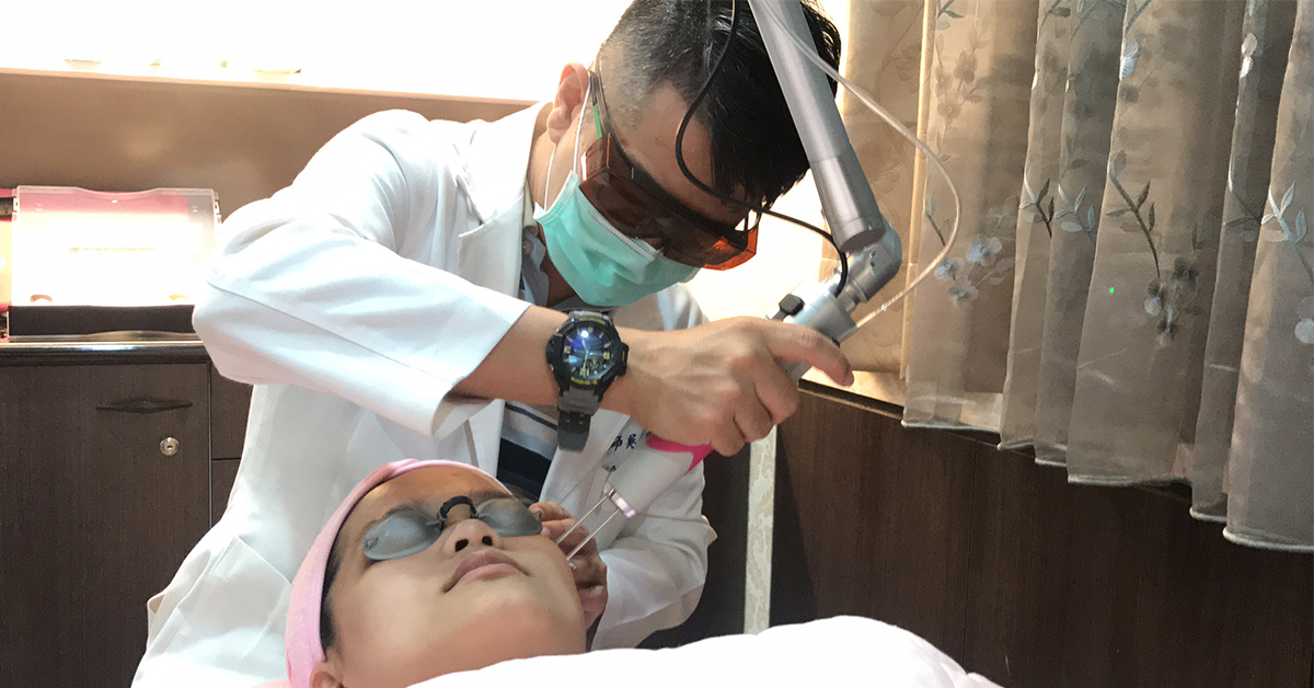 ▲吳仁欽醫師解釋，皮秒雷射常用於解決肌膚的色素問題，諸如：刺青、胎記、皮膚暗沉、斑點等。（圖／吳仁欽醫師提供）