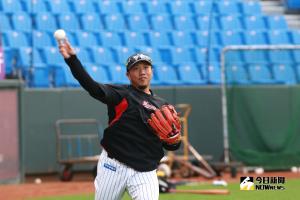 李杜軒是誰？公開砲轟中信兄弟本土王牌鄭浩均　說話為何有份量？