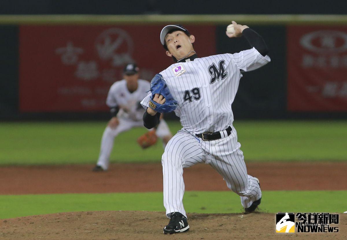 ▲Lamigo桃猿千葉羅德交流賽，羅德投手陳冠宇。（圖／記者葉政勳攝 , 2018.11.09）