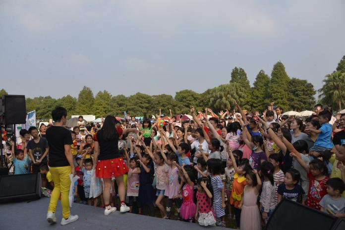 食藝慶典　千人野餐、草地音樂會
