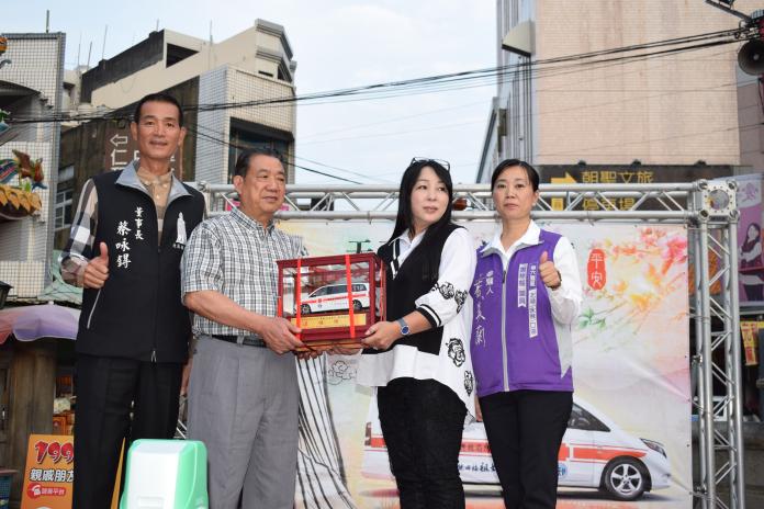 企業家回饋鄉里　捐贈雲林縣救護車