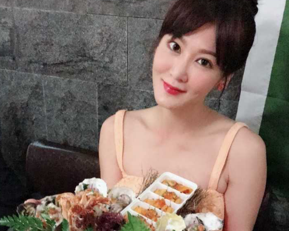▲邱琦雯鍾愛海鮮美食，好胃口常讓友人驚訝。（圖／艾迪昇傳播提供）