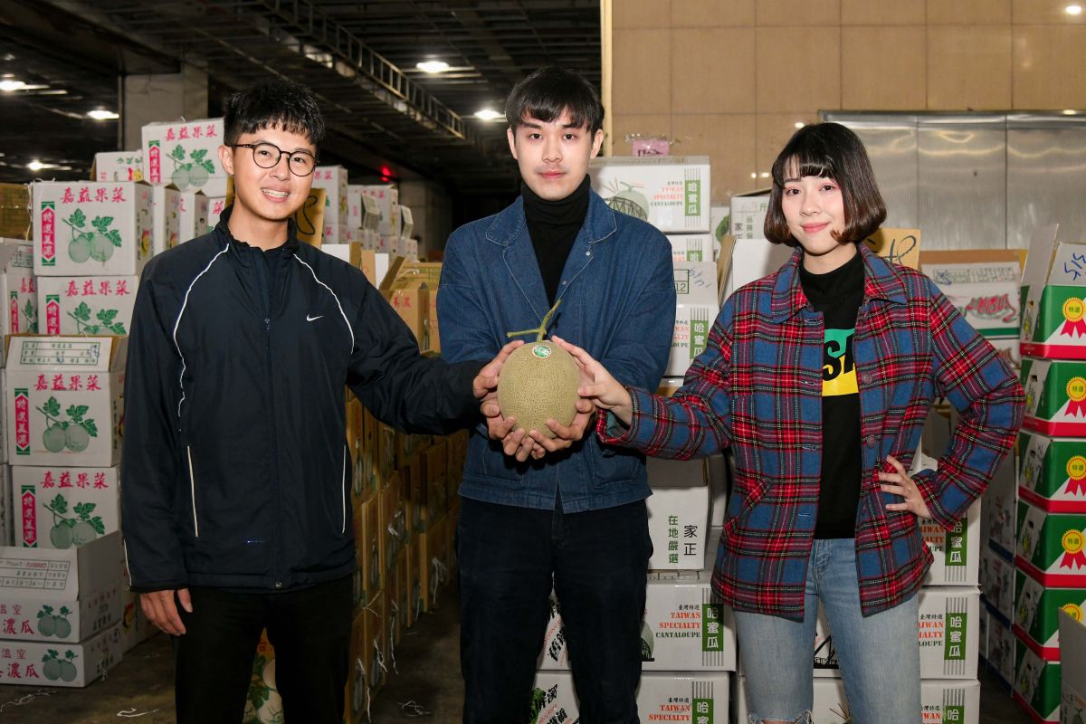 ▲告五人推出演唱會哈密瓜雙人套票，預計將送出300顆哈密瓜給粉絲。（圖／相知音樂提供, 2018.11.14）