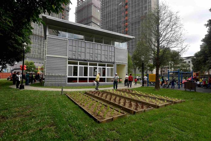 貓頭鷹樂高積木造型超吸睛　土城日和市民活動中心啟用

