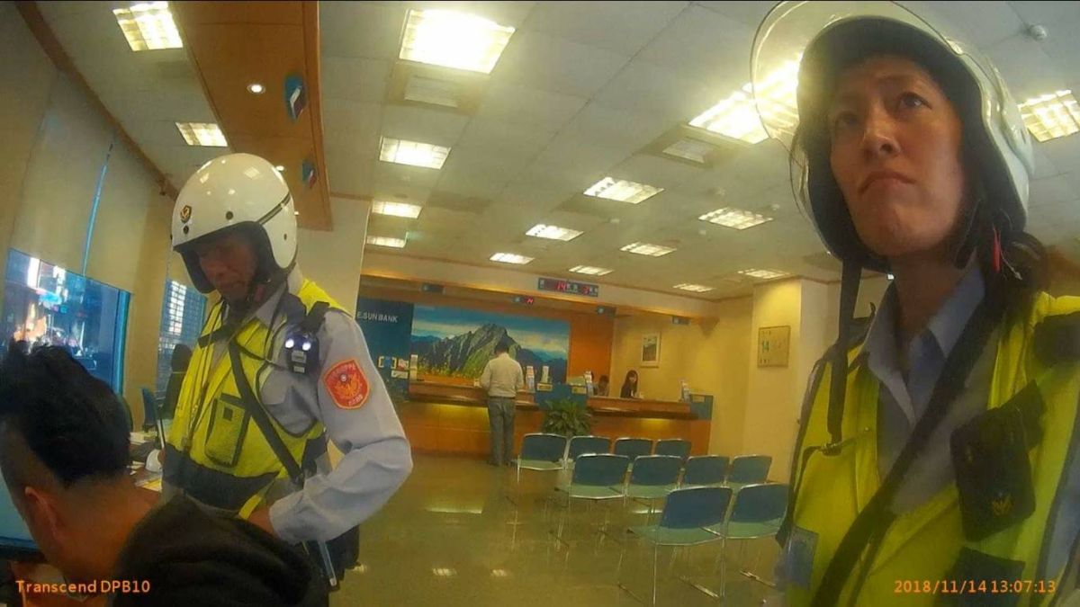 ▲台中市第六分局永福所成功阻卻一名瘖啞人士匯款給詐騙集團（圖／記者鄧力軍攝, 2018.11.17）