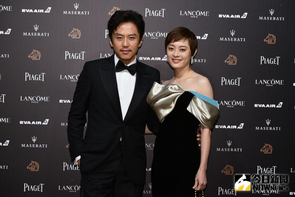 ▲鄧超（左）孫儷傳補繳稅金11億。（圖／NOWnews資料照）