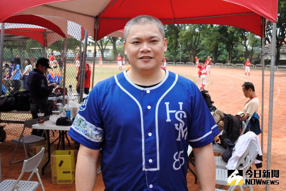 ▲球評潘忠韋對抗白血病，在今年平安夜終於出院返家。（圖／劉祐廷攝）