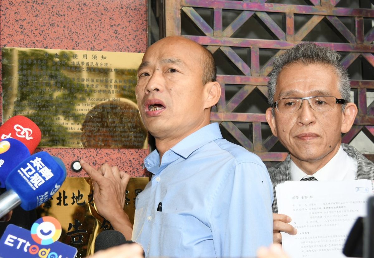 ▲國民黨高雄市長候選人韓國瑜原本打算控告名嘴鄭弘儀，不過在最後一刻韓國瑜選擇包容放棄提告。（圖／林調遜攝, 2018.11.20）