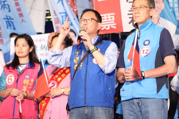 國民黨台北市長候選人丁守中20日表示，他自詡是都更市長，當選後要加速推動都市更新。（圖／記者葉滕騏攝,2018.11.20）