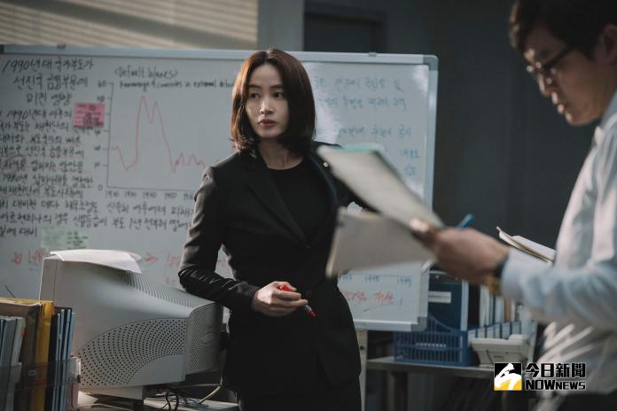 《信號》女星為防止韓國破產　跑去上經濟課
