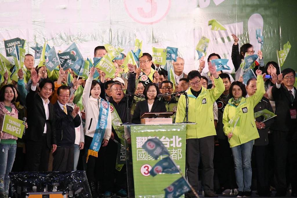 ▲民進黨北市選前之夜，蔡英文總統壓軸致詞。（圖／記者林調遜攝, 2018.11.23）