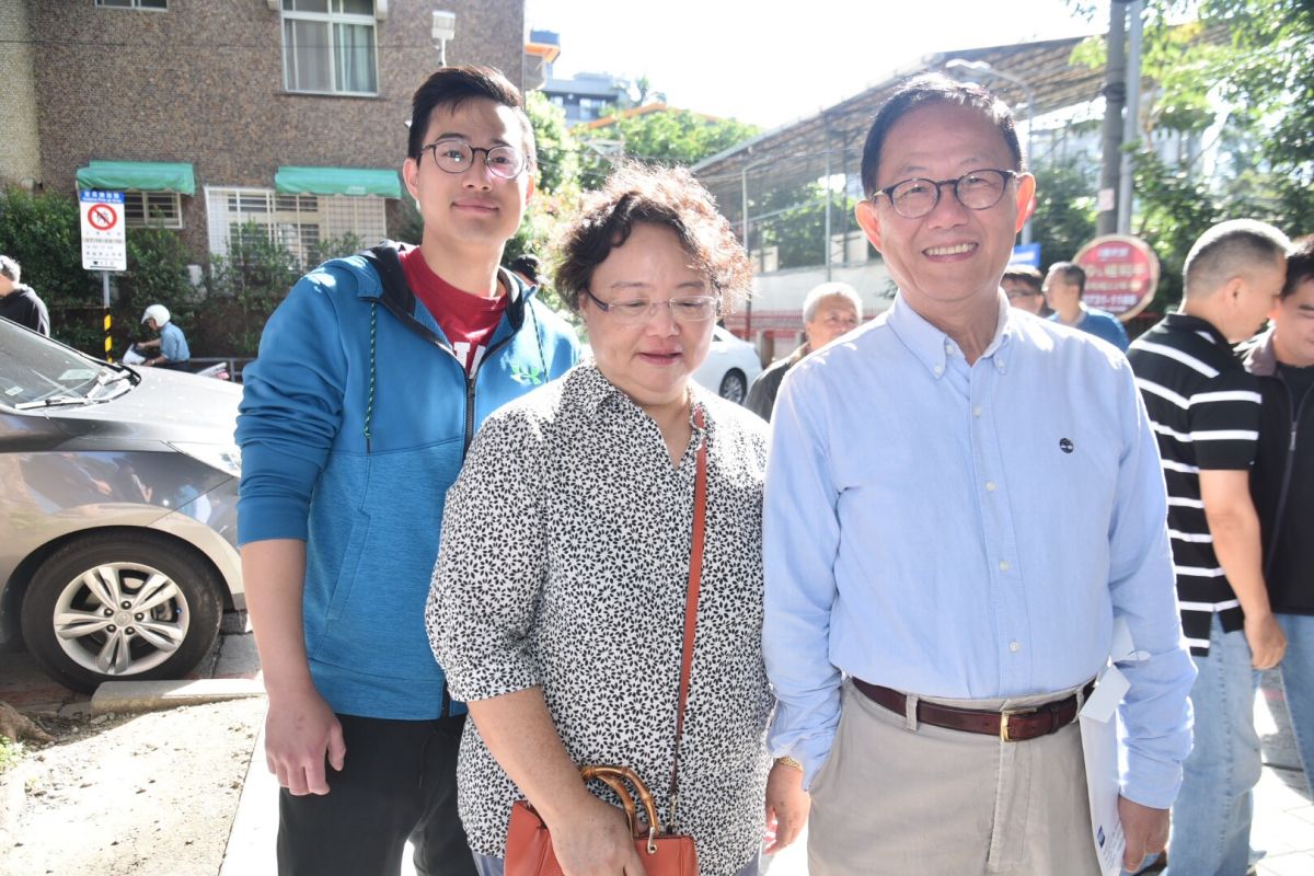 ▲丁守中受訪時表示，心情很緊張但平靜，自己已全力以赴，希望能和中華隊一樣「逆轉勝」。（圖／記者林柏年攝）