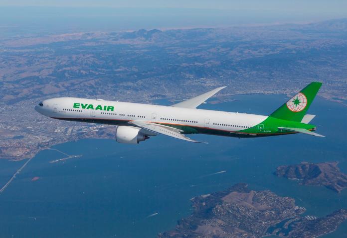 ▲長榮航空一架自舊金山返回台北的波音 777-300 客機，於飛行途中遭到鳥擊，所幸最後安全返回舊金山機場，機上乘客均安。（圖／長榮航空）