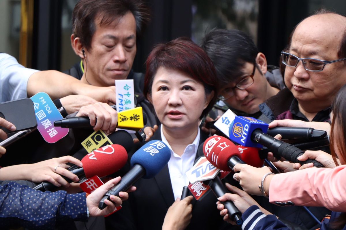 ▲台中市新科市長盧秀燕拜會國民黨籍前市長胡志強、林柏榕、前縣長黃仲生 (圖／柳榮俊攝2018.11.29)