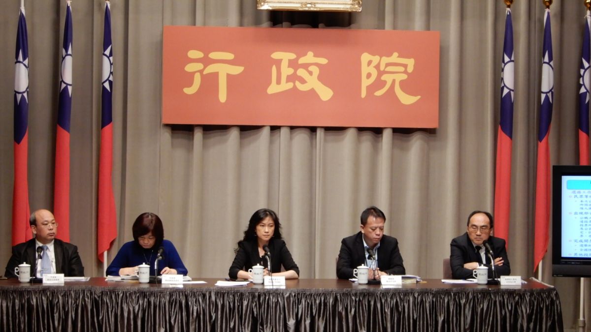 行政院會29日報告「歡迎台商回台行動方案」。（圖 / 記者陳弘志攝，2018.11.29）