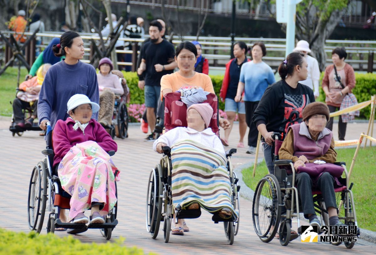 ▲中央氣象局預測，冬季平均氣溫為正常至偏暖，雨量則以正常的機率較大。（圖／NOWnews資料圖片）