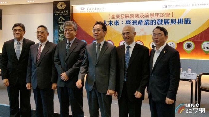 〈5G趨勢與前景〉明泰董座：台灣百年首度打入電信局端
