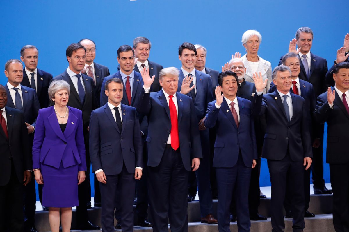 G20峰會在阿根廷召開，與會領袖拍攝的大合照，可以看到世界上最發達的國家領導人中，女性領袖佔的比例極低。（圖／達志影像／美聯社）