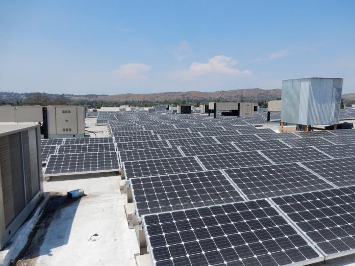 經濟部砍太陽光電躉售費率　業界不滿發表聲明
