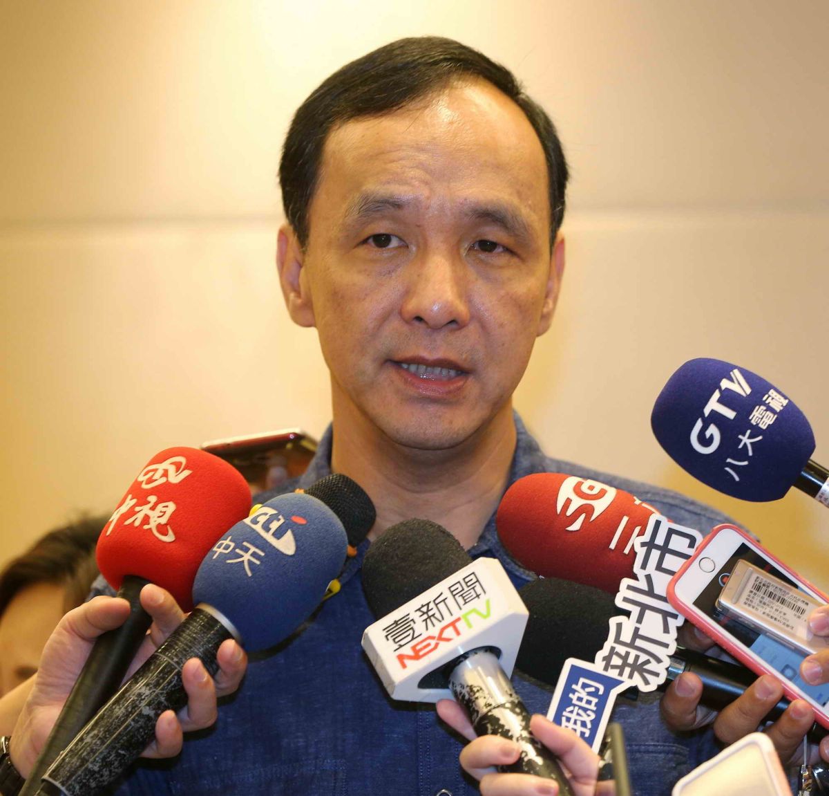 ▲嚴凱泰生病的期間是否有去探望？朱立倫回應，「對不起！他跟嚴凱泰的一些私人事情，不能透露」。（圖／記者陳志仁攝，2018.12.04）