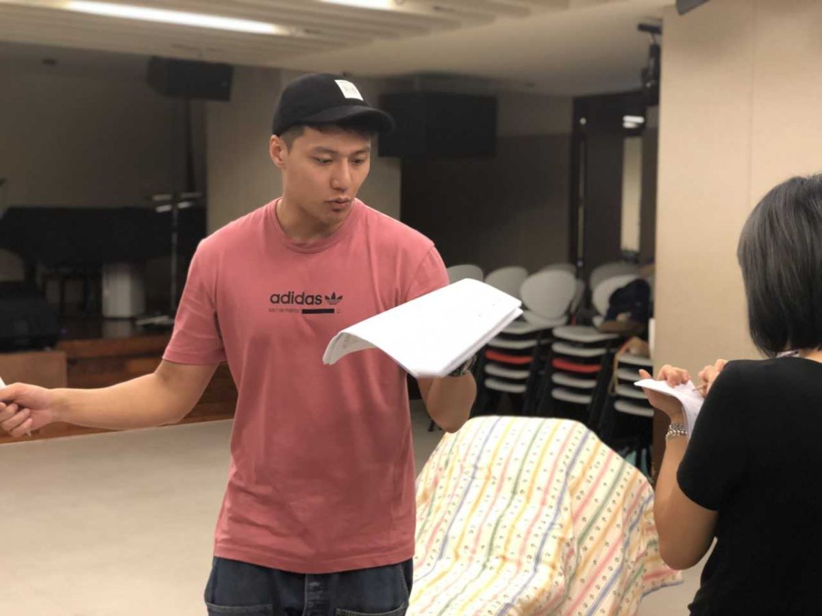 ▲張睿家演出牧師。（圖／周子娛樂提供）