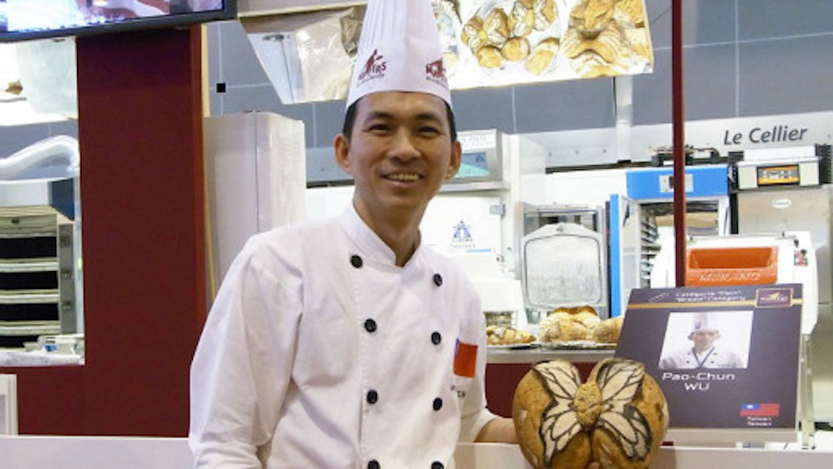 ▲「吳寶春麥方店」到上海展店，遭大陸網友指為「台獨麵包」，吳寶春隨後發表聲明認「九二共識」，遭受抨擊。（圖／中央社資料圖片）