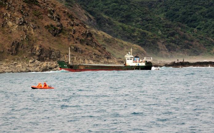 貨輪擱淺滿州海域未脫困　後續展開抽油計畫
