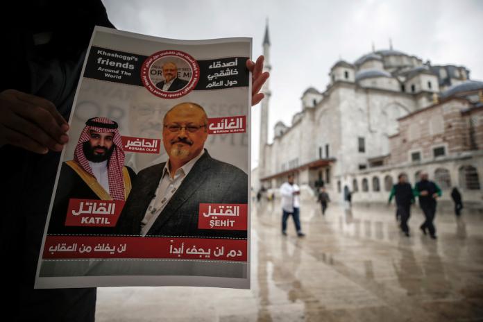 沙烏地阿拉伯王儲薩爾曼被指是殺害卡舒吉的幕後黑手，此案在國際間引發軒然大波，是2018年全球遇害的53名記者中，最受矚目的案件。（圖／美聯社／達志影像）