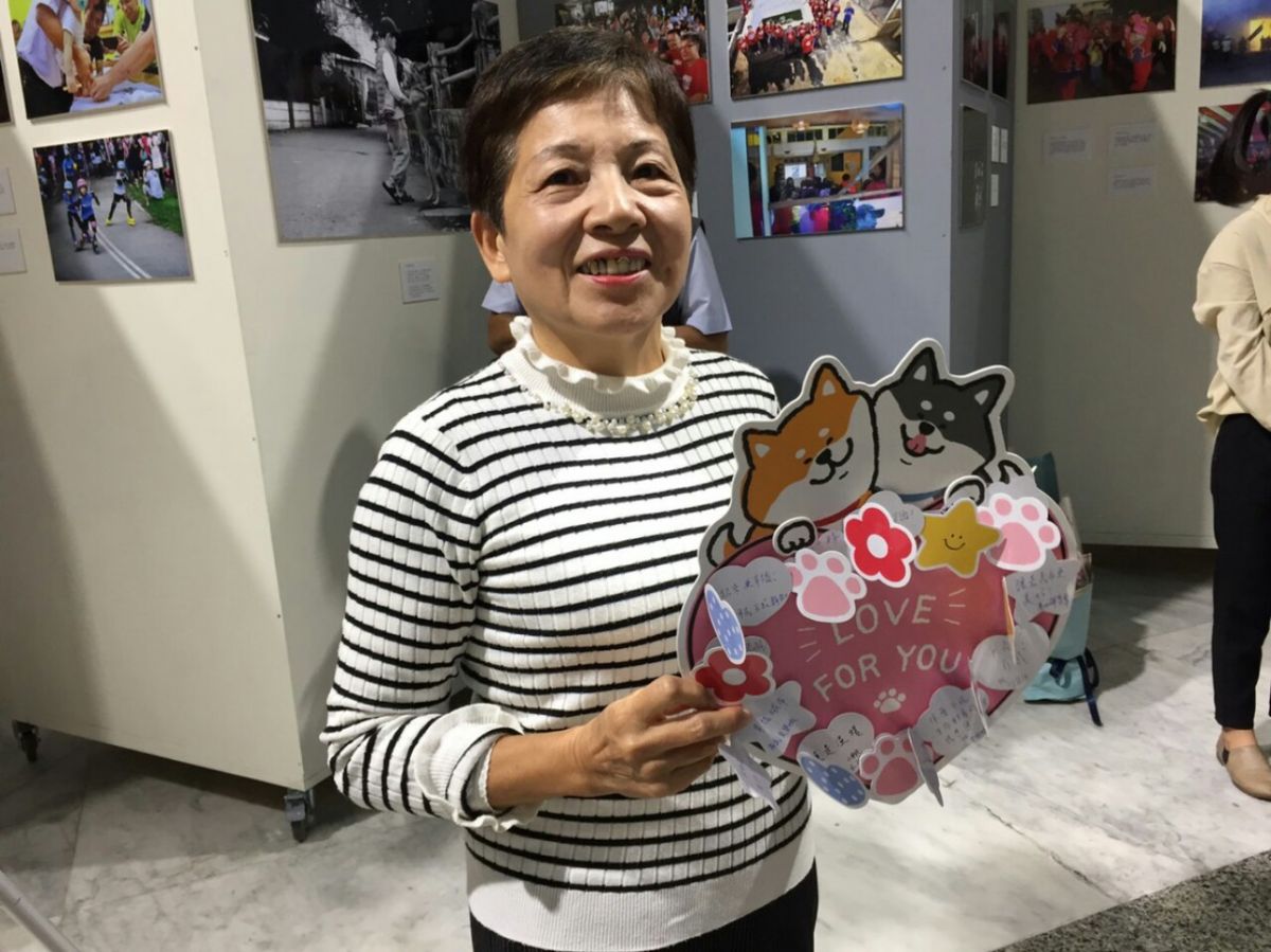 ▲陳玉洲女士帶著感恩與市民對涂醒哲市長的祝福，要當面感謝涂市長。（圖／鍾 聲攝, 2018.12.20）