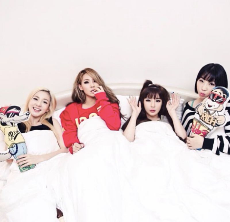 ▲Minzy（右）首談離開2NE1的原因，以及透露曾患憂鬱症。（圖／2NE1 IG）