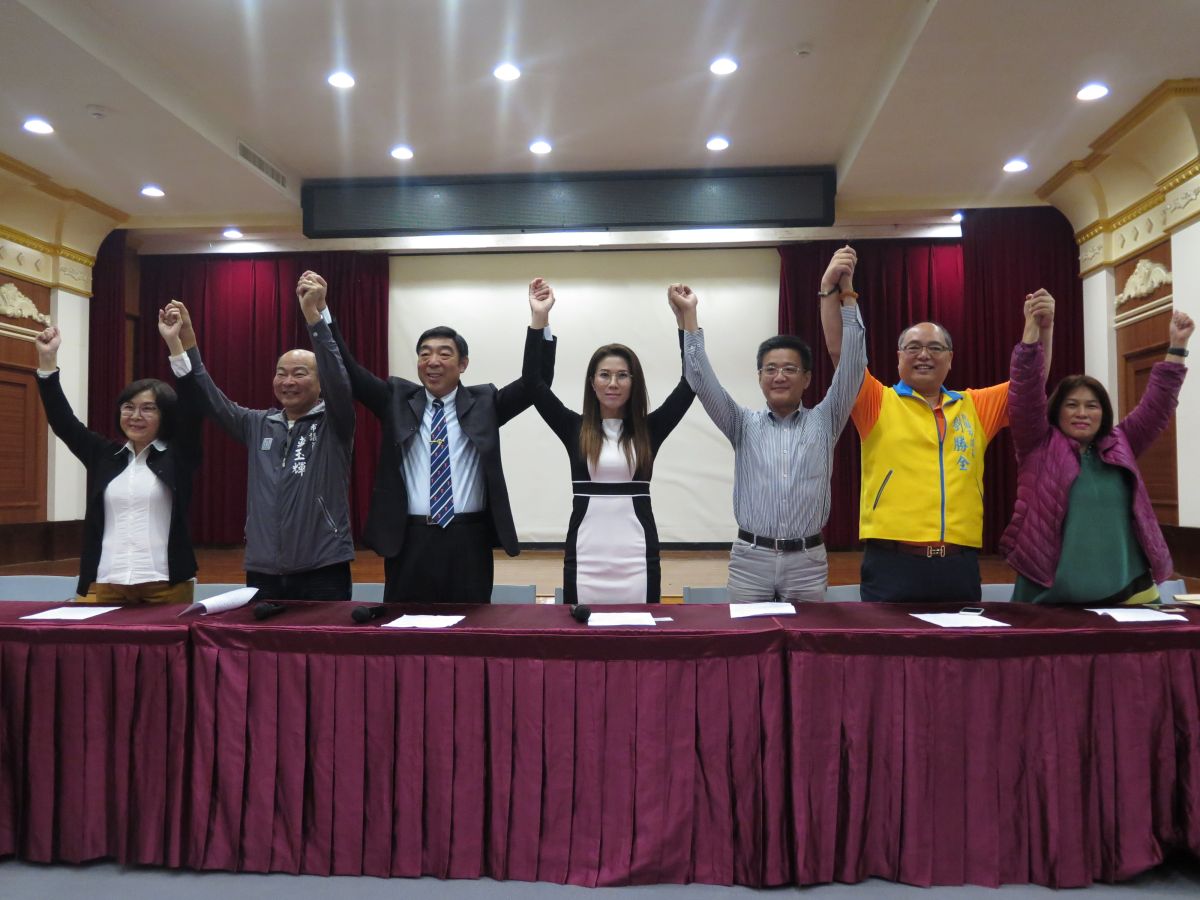 ▲李家興說，這次無黨新任議員事先協商取得共識，支持邱議長、李副議長搭檔組合，這也是無盟黨團第一次共推議長、副議長人選。（圖／記者李春台攝, 2018.12.22）