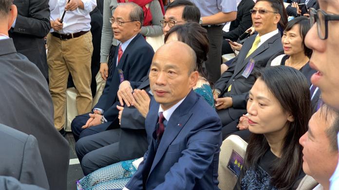 韓國瑜就職典禮發表英文演說，並要市民一起和他吶喊：「高雄來了！」（圖/郭俊暉攝，2018.12.25）