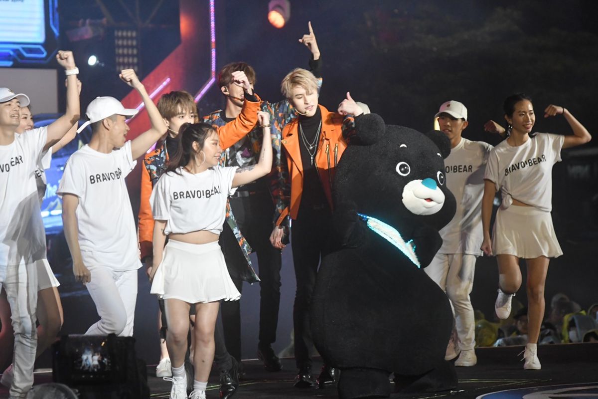 ▲A-TEAM團員龔言脩在大陸活動時扭傷腳，因次缺席團體跨年、升旗行程。（圖／NOWnews攝影中心）