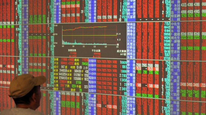 SMCT’s shareholder filed a
