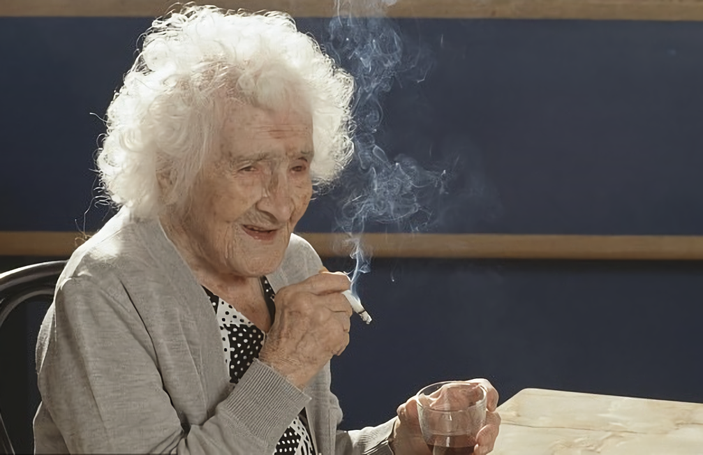 ▲俄國學者宣稱，金氏世界紀錄的全球最長壽女士，其實是女兒假冒媽媽。（圖／翻攝自每日郵報）