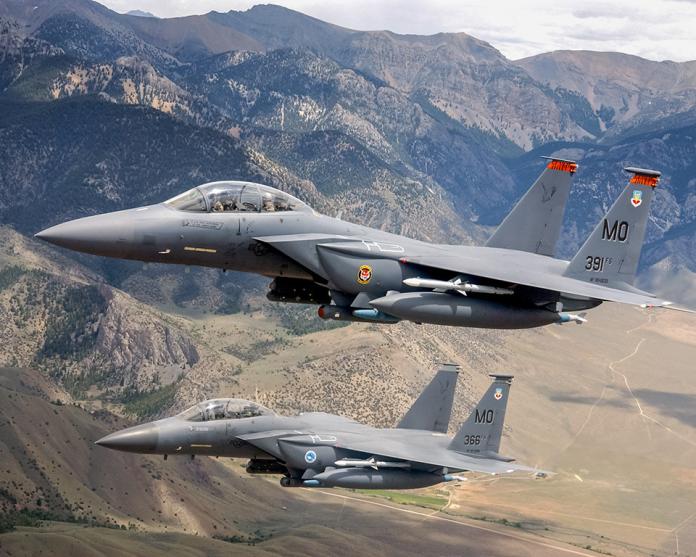 軍武／F-16飛官赴美受訓　挑戰對抗最強F-15戰機
