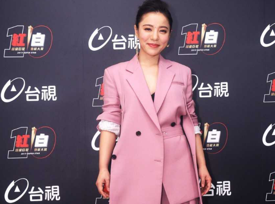 ▲丁噹登上《紅白》。（圖／台視提供）