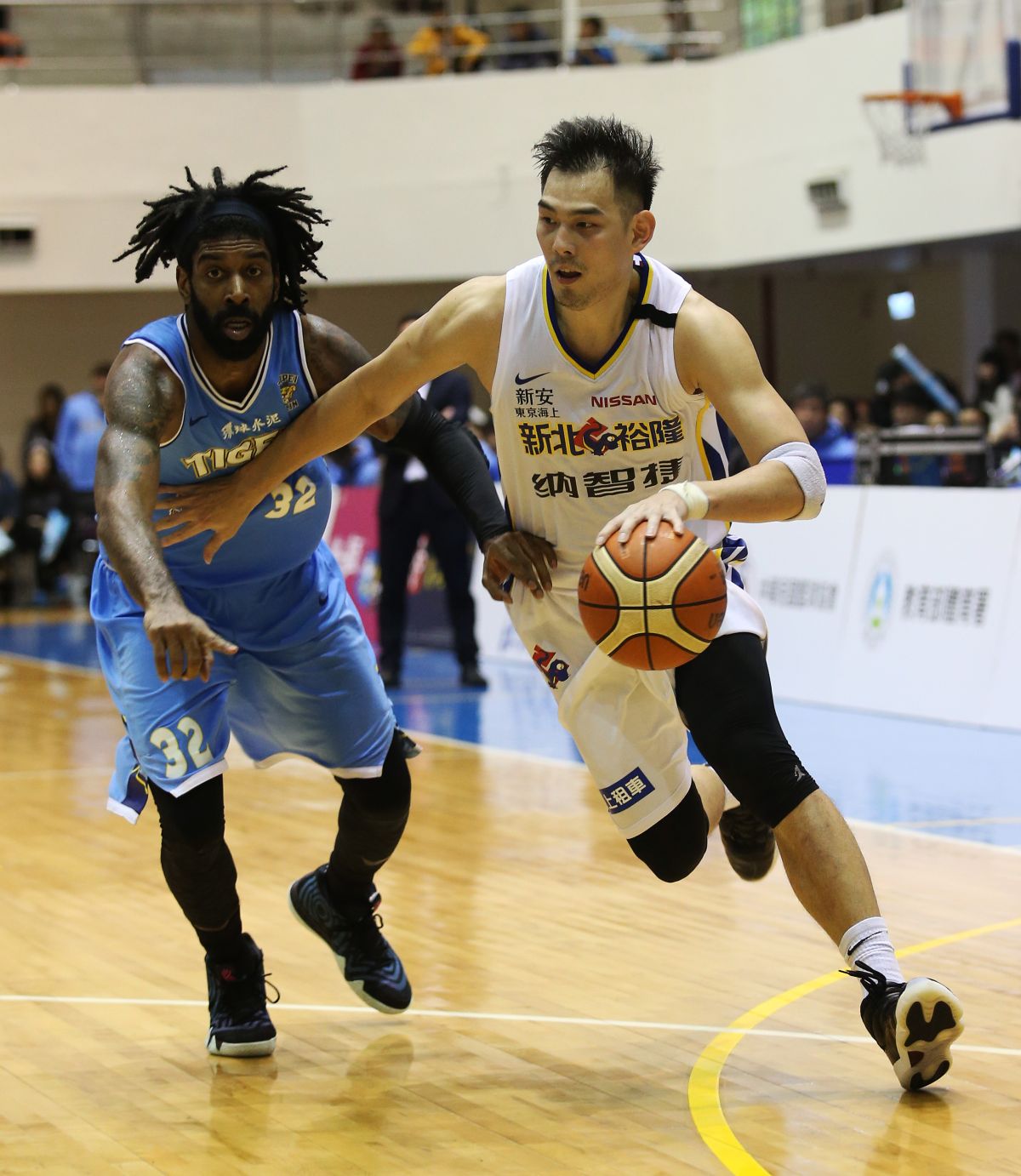 ▲SBL裕隆呂政儒(右)、達欣洋將梅奧(右)。（圖／籃協提供）