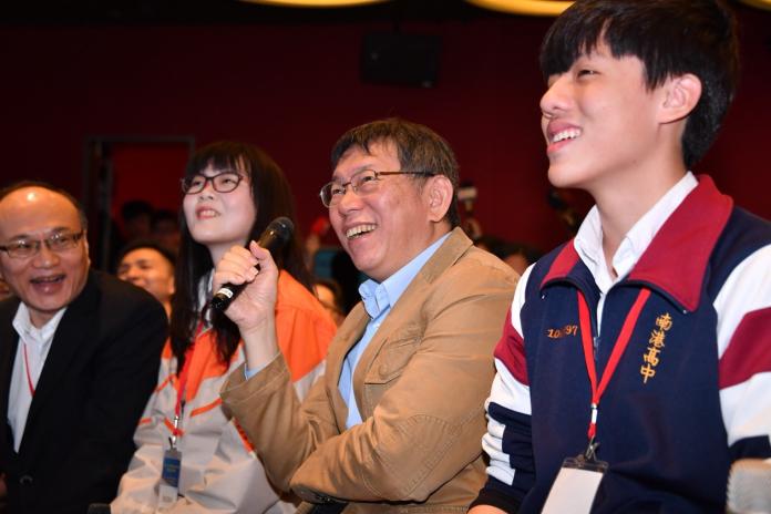 台北市長柯文哲出席高中國際文憑課程發表會。（圖／台北市政府,2019.1.9）