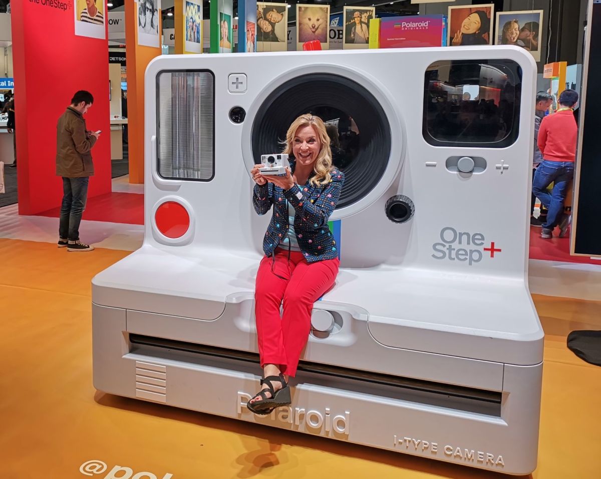 ▲即可拍沖印機大廠 Polaroid，於這次 CES 大展中，除了展出相當多款新功能的即可拍相機外，竟然還有許多豐富產品，顛覆大家對這品牌的想像。（圖／記者劉士成攝。2019.01.10）