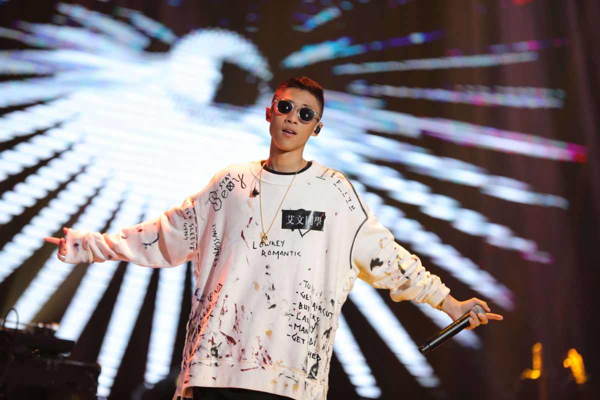 ▲艾文同學擔任選秀節目踢館魔王，受到導師好評。（圖／混血兒娛樂提供）