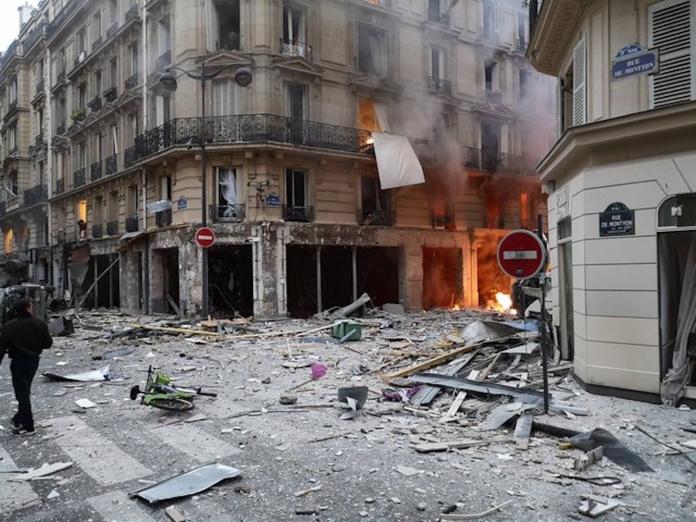巴黎市中心驚傳爆炸　至少1死、20傷　
