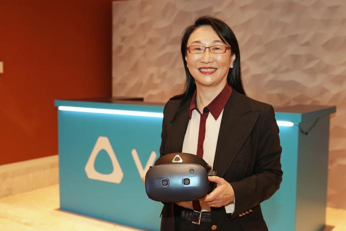 ▲HTC董事長暨執行長王雪紅領軍參展CES 2019，推出頂級VR產品組合，實踐VIVE Reality願景。（圖／HTC提供）