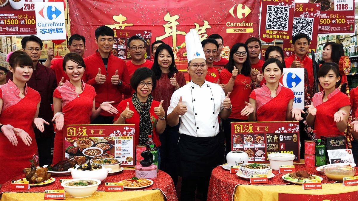 ▲港都年菜超澎湃，產銷履歷食材、江浙料理、現撈海料應有盡有。（圖／記者陳美嘉攝）