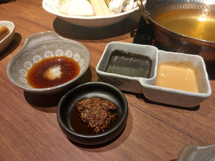 ▲在各式各樣醬料中，最百搭的醬油是中式醬料網路聲量最高的。（圖／NOWnews資料照片）