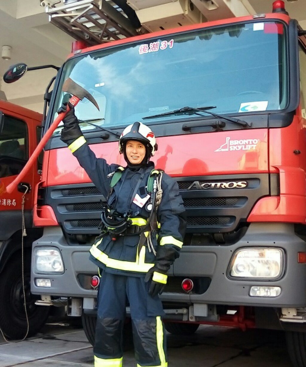 ▲為圓救人夢想，自國軍少校軍官退役苦讀考進消防署圓夢。（圖／嘉義市消防局提供, 2019.01.13）