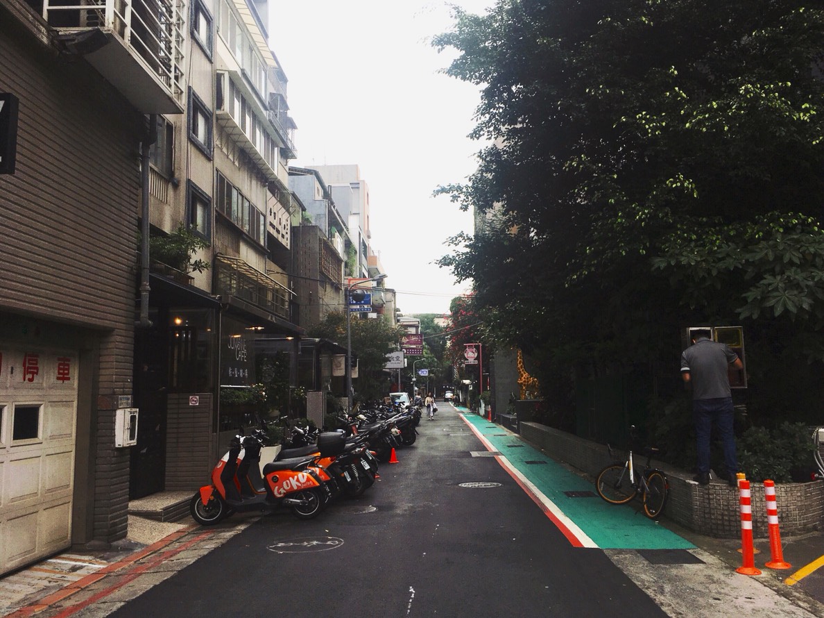 ▲中山北路二段雙數巷門牌因連接中山捷運站，房價較為俏麗（圖/信義房屋提供）