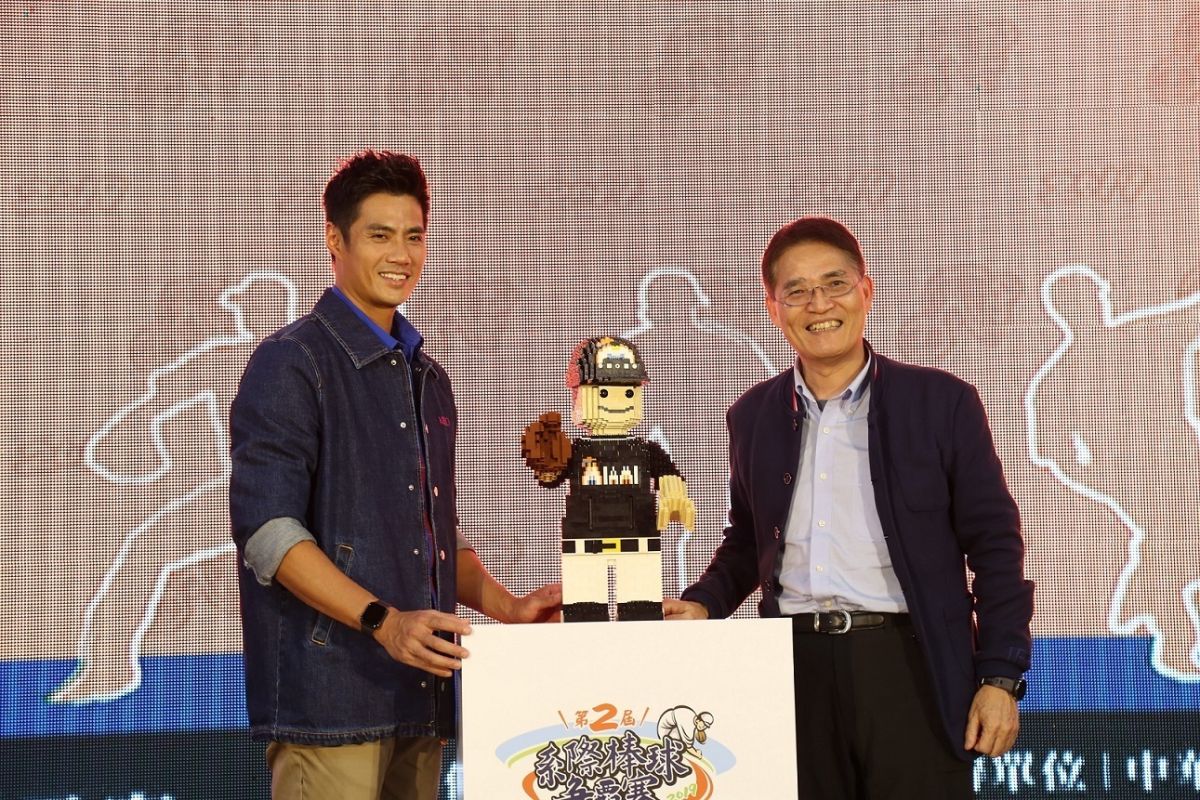 陳偉殷出席第二屆全國大專校院系際盃棒球爭霸賽。（體育署提供）