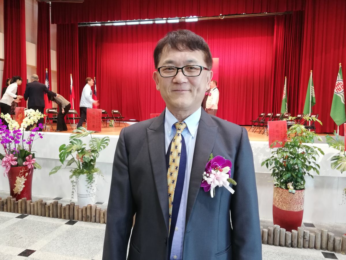 ▲原台南郵局副局長吳信陵，回家鄉接任嘉義郵局局長，素有「信陵君」、「點子王」的稱號。（圖/記者邱嘉琪攝，2019.01.15）